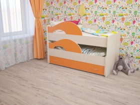 Кровать детская Радуга 1600 Млечный дуб/Оранжевый в Удачном - udachnyj.katalogmebeli.com | фото